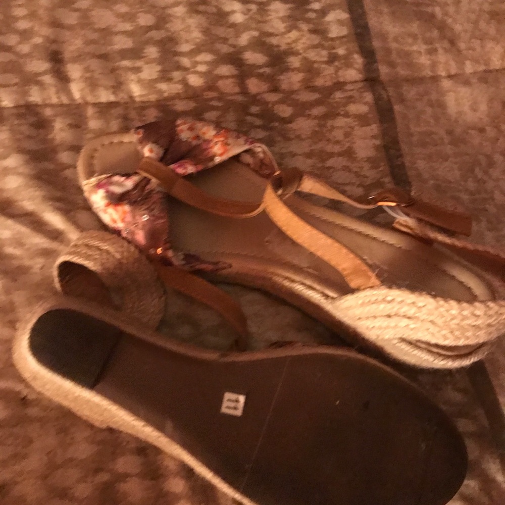 Wedges - Picture 2 of 2
