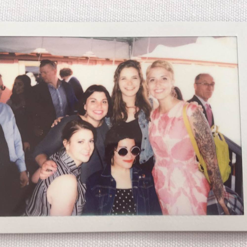 Meet your Posher, Della