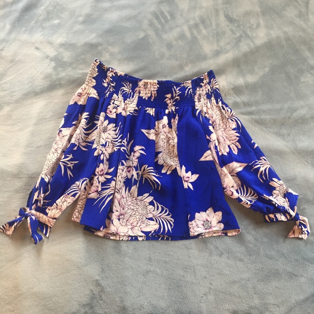 Yumi Kim boutique silk top