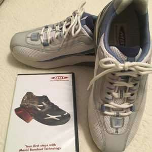 MBT "Boost Blue" Womens Walking Shoes Size 9