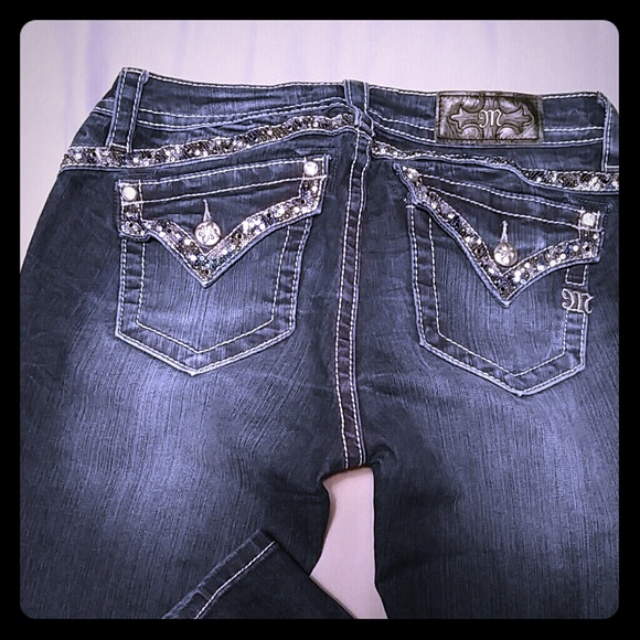 Traded.....Women Jeans - Picture 1 of 3