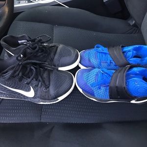 2 pairs of shoes