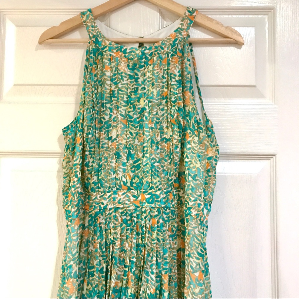 ⚡️SALE⚡️ Adrianna Papell Cutaway Shoulder Dress