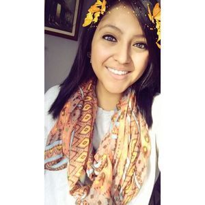 Meet your Posher, Nicole