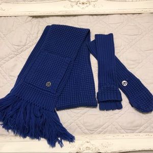 lululemon knit scarf and convertible glove set 🍋