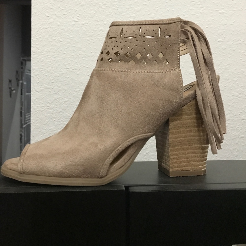 Not Rated Wedge