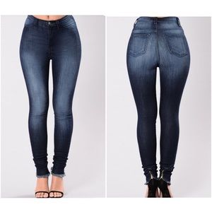 Fashion Nova “Go To You Excited” Jeans SIZE 3