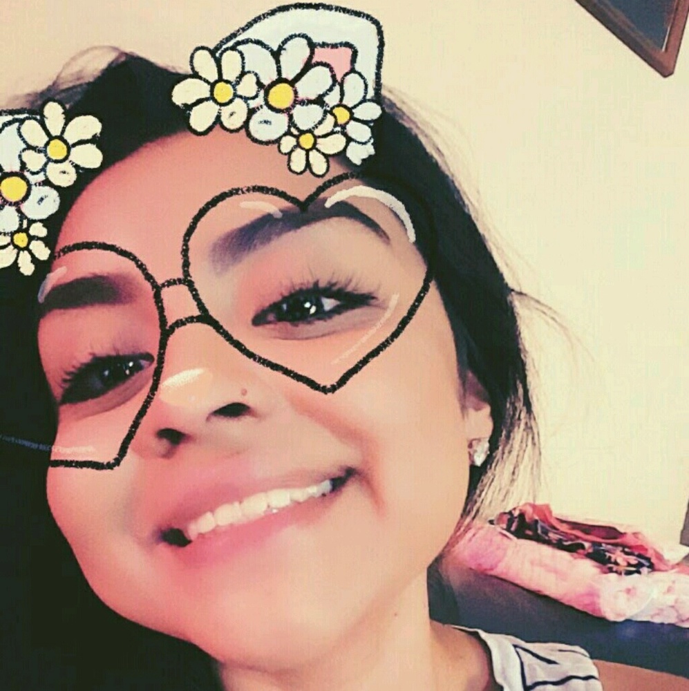 Meet your Posher, Angie