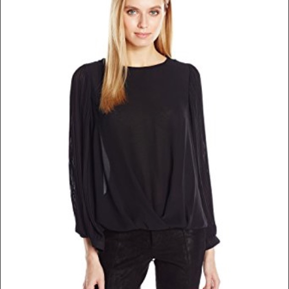 2/$20 HOLIDAY SALE - Vince camuto black pleated front blouse