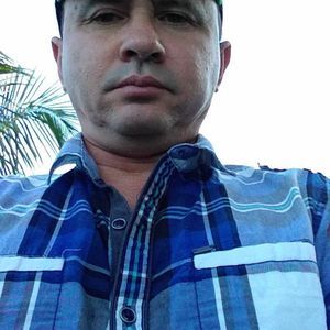 Meet your Posher, Luis avila