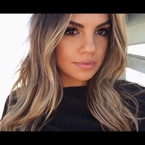 Meet your Posher, Samantha