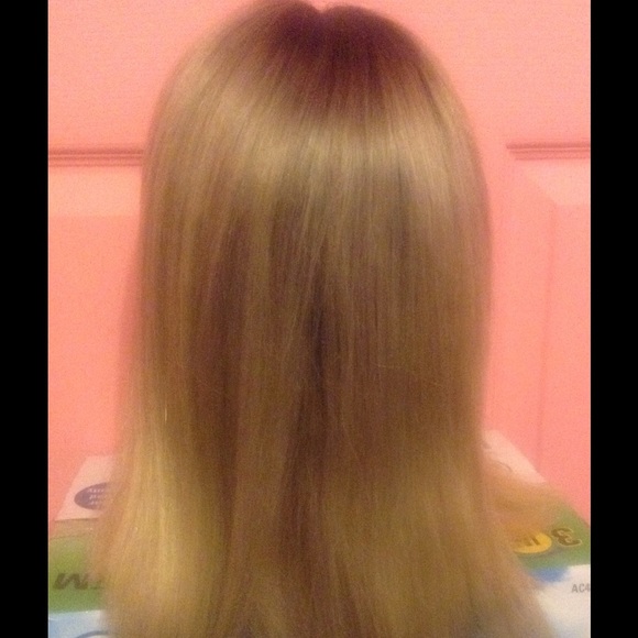 Blonde w| black roots full lace wig (new)
