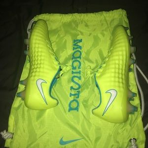 Magsita cleat for sale size 7.5