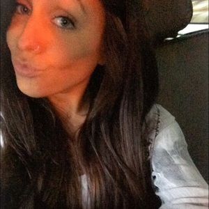 Meet your Posher, Jenny