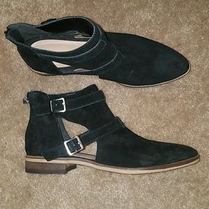 Chinese Laundry booties