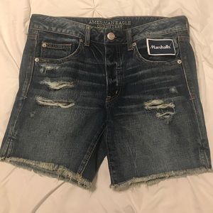 American Eagle Outfitters Bermuda Shorts SIZE 6