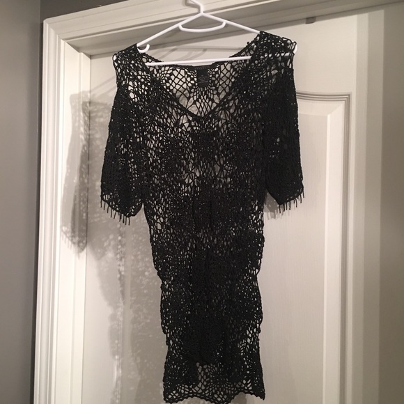 The Limited crocheted top with beads size medium - Picture 2 of 5