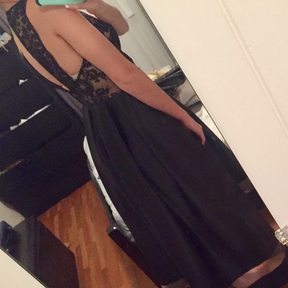 Nicole Bakti (Aida) size2-4, worn once.
