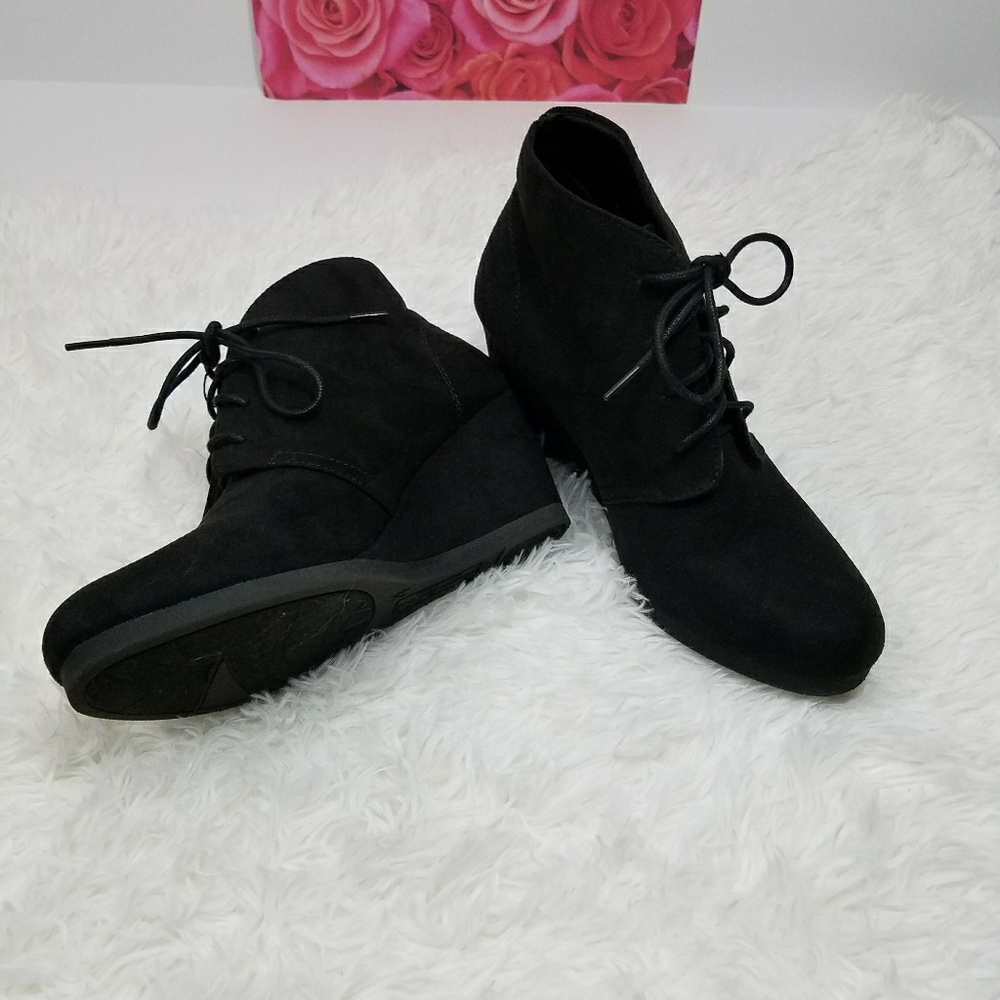 American Eagle Wedge Ankle Shoes