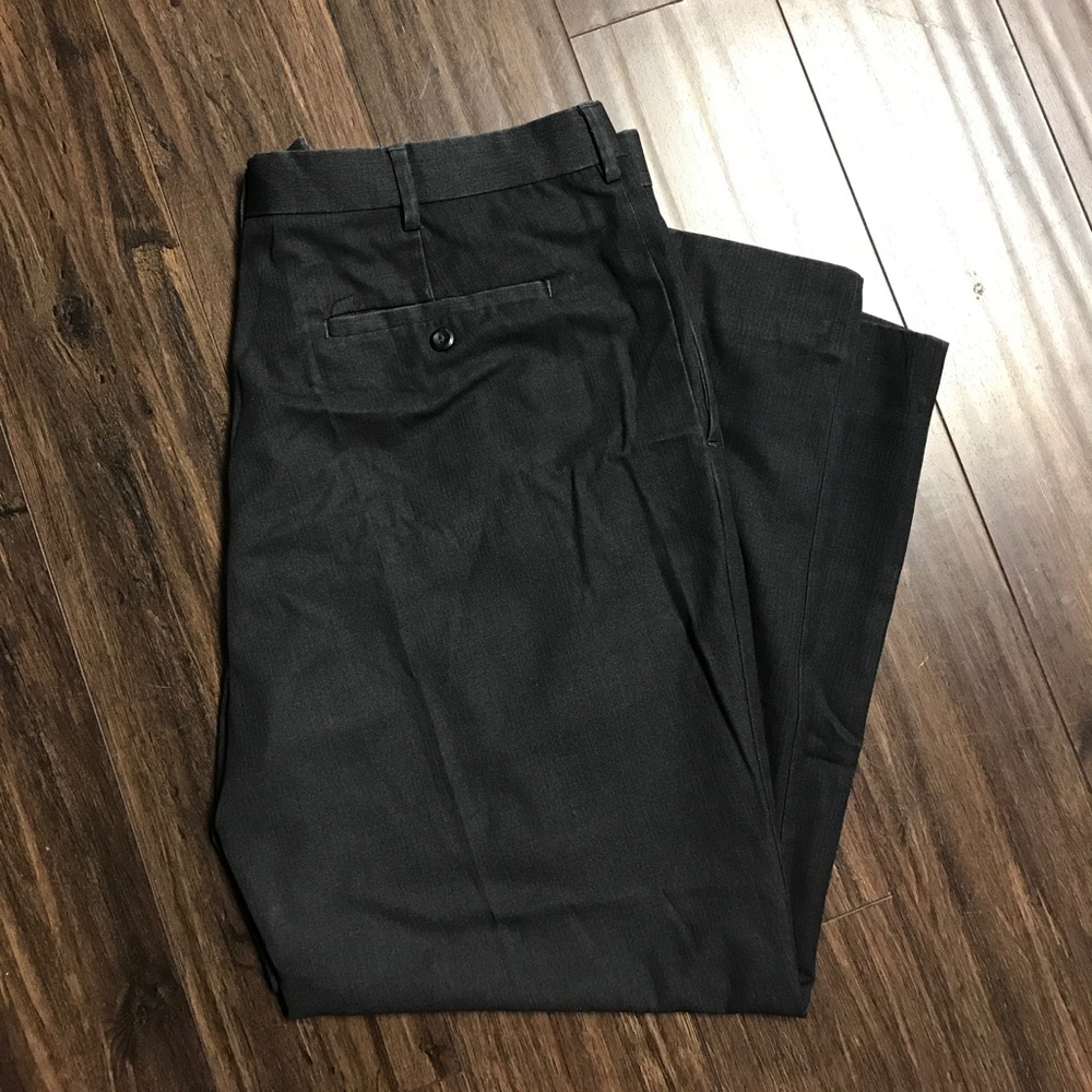 Perry Ellis • Gray Dress Pants • Size 36x29