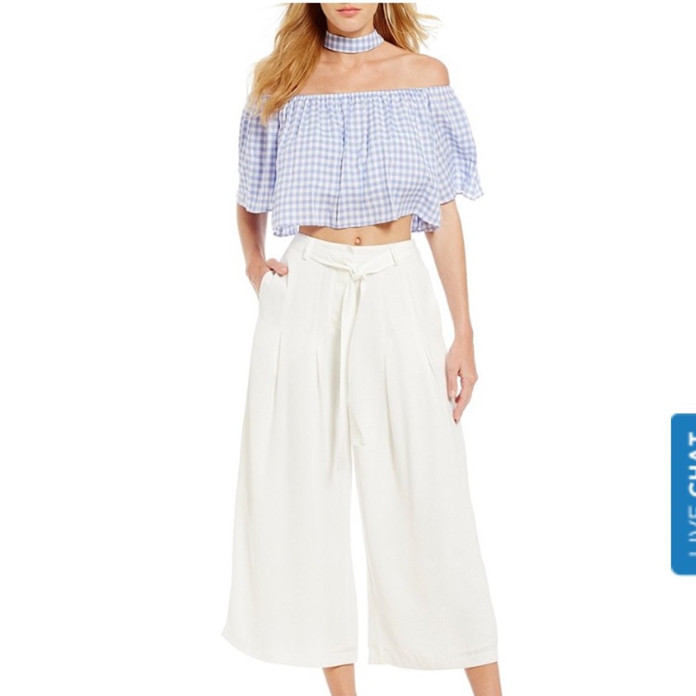 Gianni Bini graham choker neck top