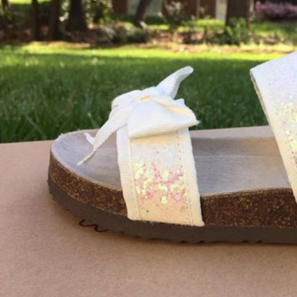 Joyful Girl's Sandals