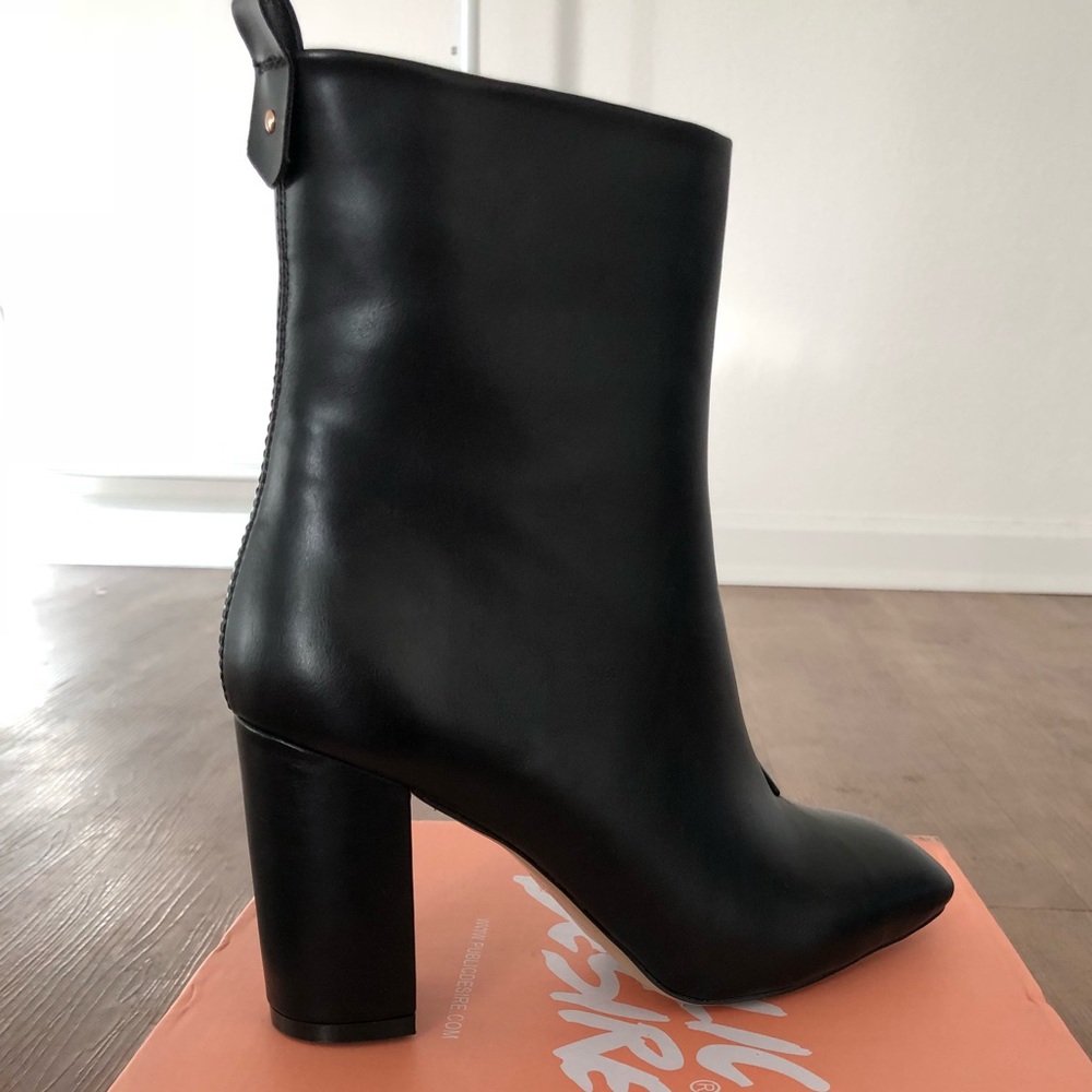 Public Desire Black Boot