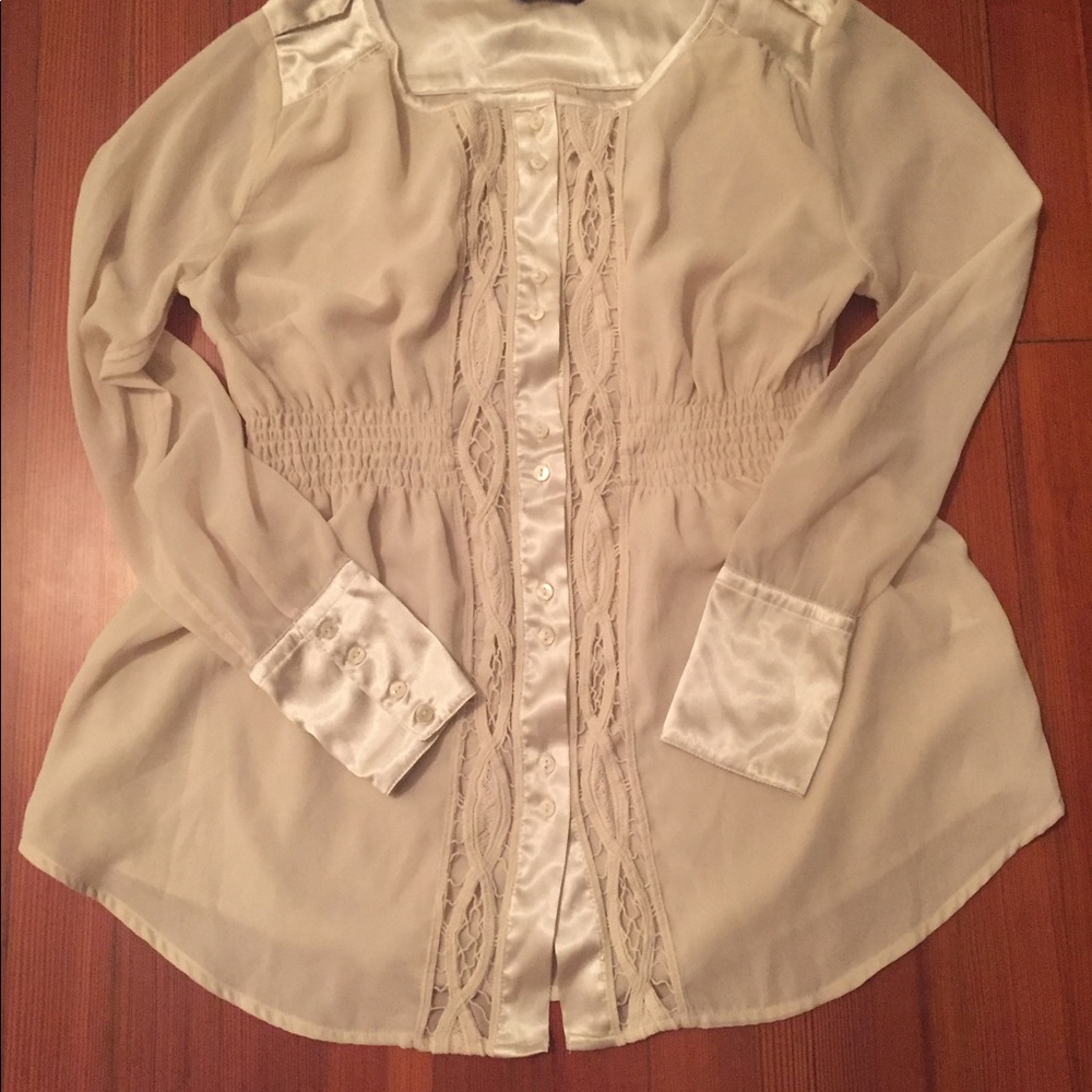 Mom2Mom Maternity Woman's Romantic Blouse, Cream - Picture 2 of 5