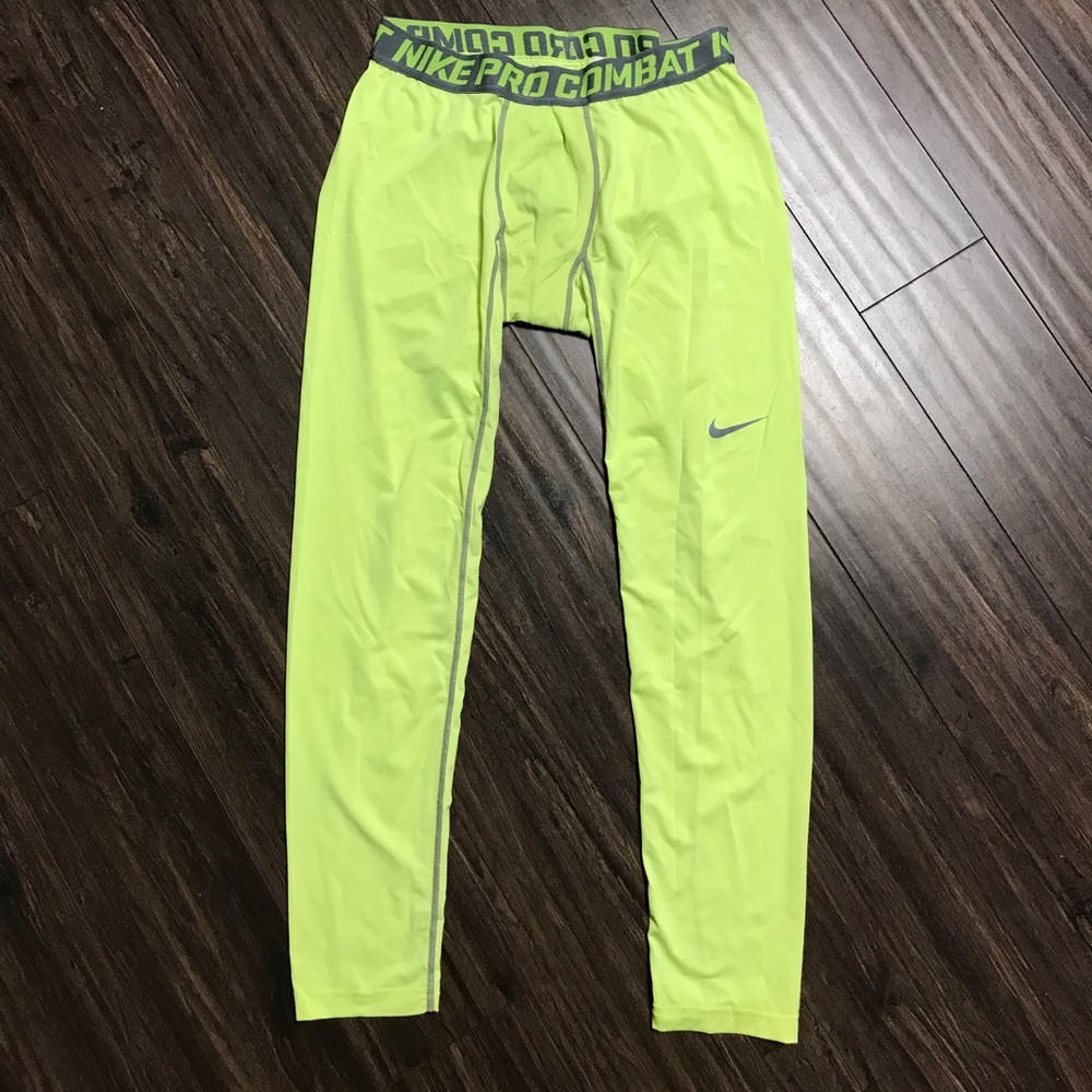Nike Pro Combat • Dri Fit Compression Pants •