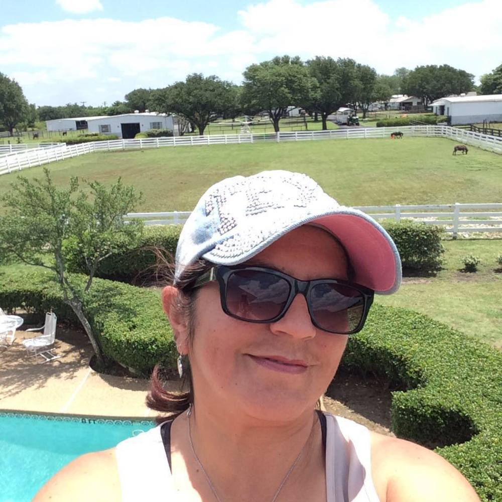 Meet your Posher, Eva