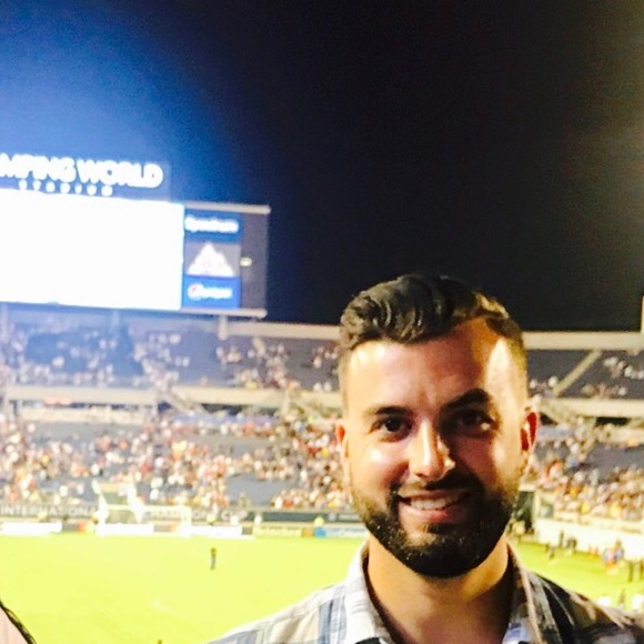 Meet your Posher, Alex - Picture 1 of 1