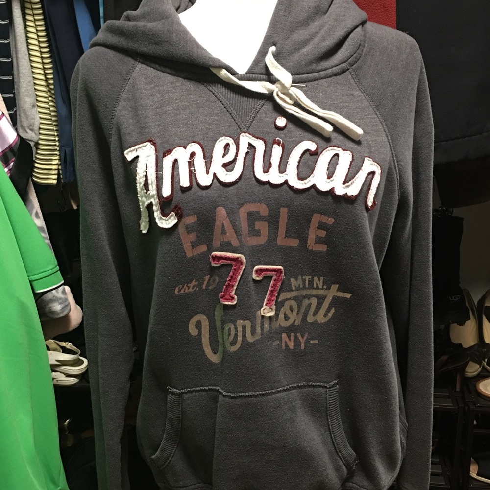 American Eagle Sweatshirt & Hoodie
