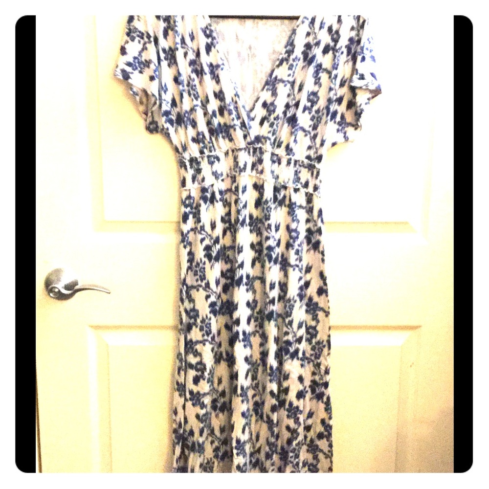 GAP Maternity shirt sleeve dress