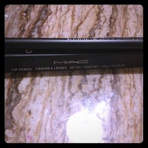 Mac lipstick, lipliner, lipgloss, and etc.