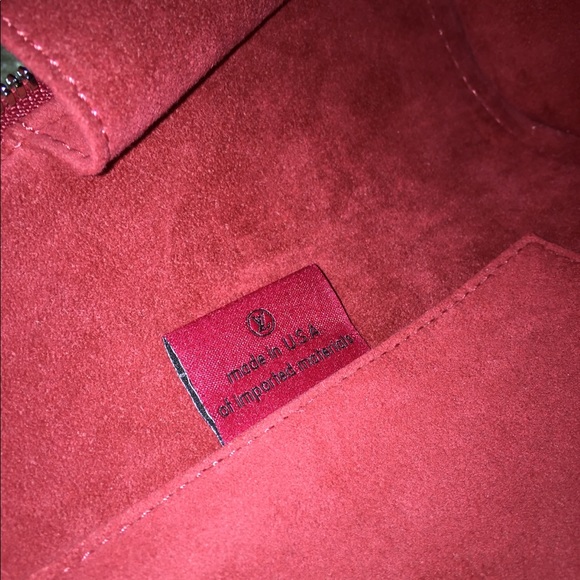 🔴SOLD🔴AUTHENTIC! Louis Vuitton Epi Alma PM - Picture 8 of 8