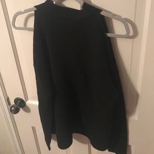 Long sleeve, blank, high neck, with open shoulders