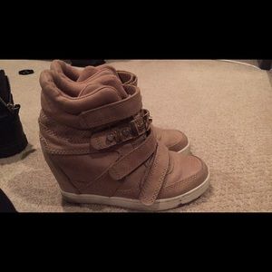 Aldo wedges worn once