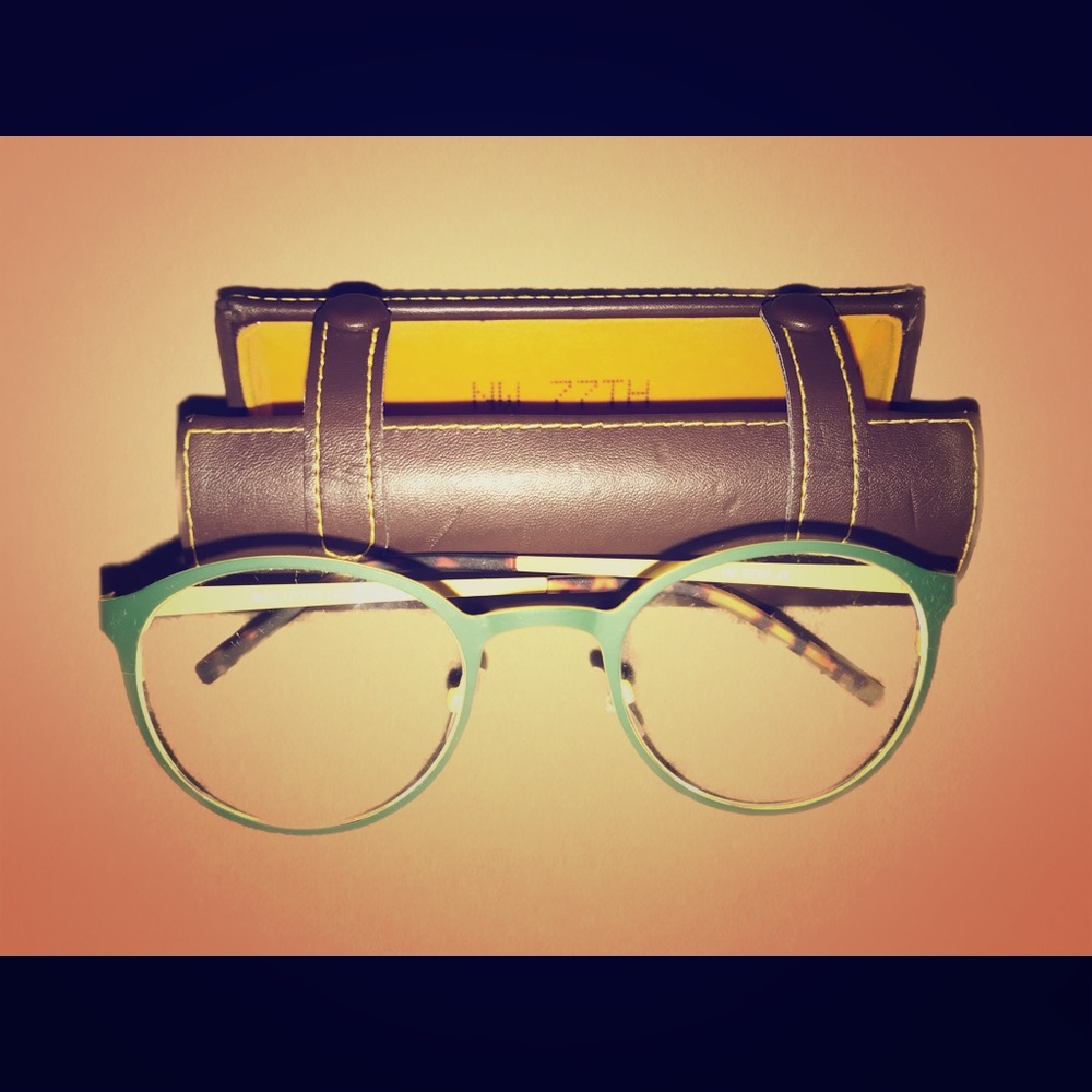 nw77th • kilt lifter