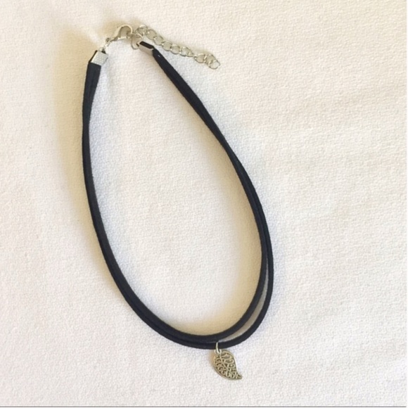 Leaf Choker - Picture 4 of 4