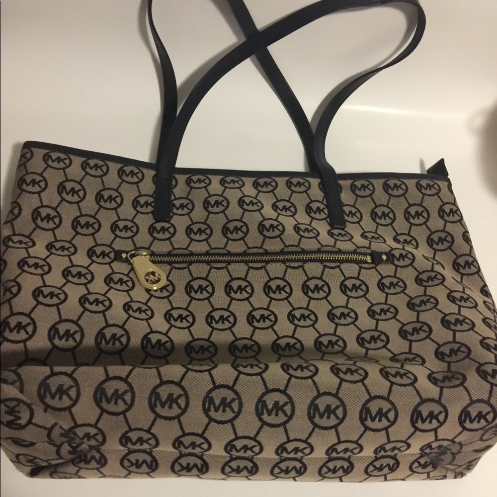 Authentic Michael Kors tote