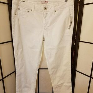 All White Cropped Jeans