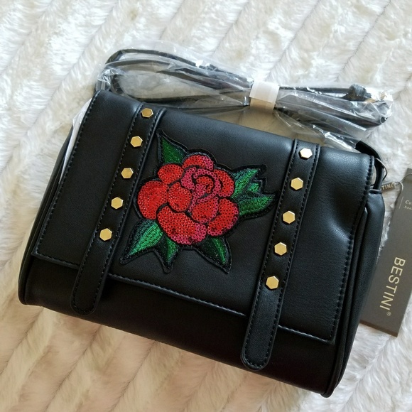 Bestini Handbags - 🗼From Paris🗼 Faux leather rose crossbody bag