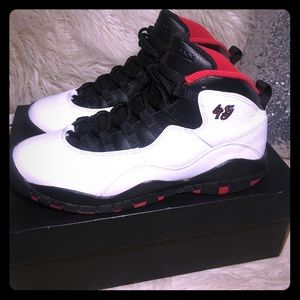😍Retro Air Jordan 10 (Chicago)🎉