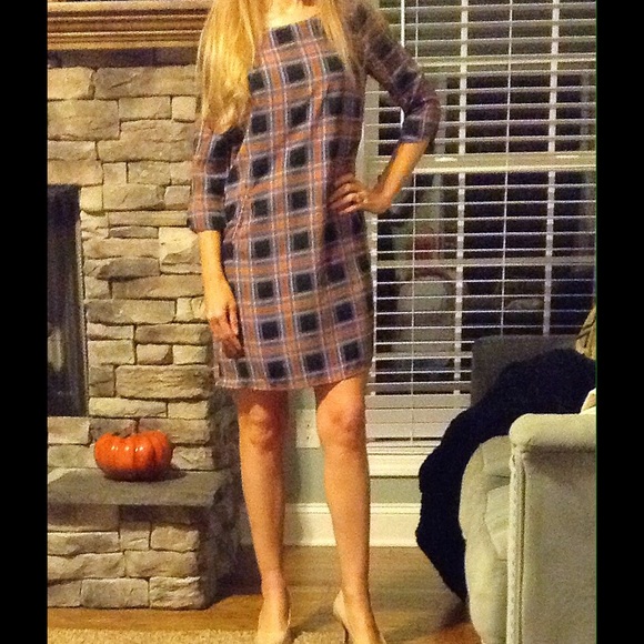 Pink Owl Dresses & Skirts - Plaid dress size small 3/4 sleeves