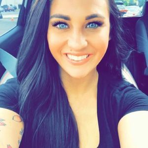 Meet your Posher, Tiffany