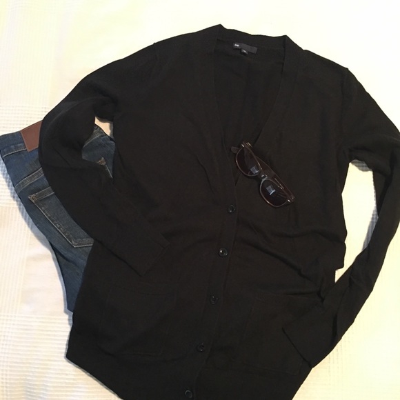 GAP Sweaters - Gap Perfect Black Cardigan. Size XS