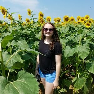 Meet your Posher, Michaela