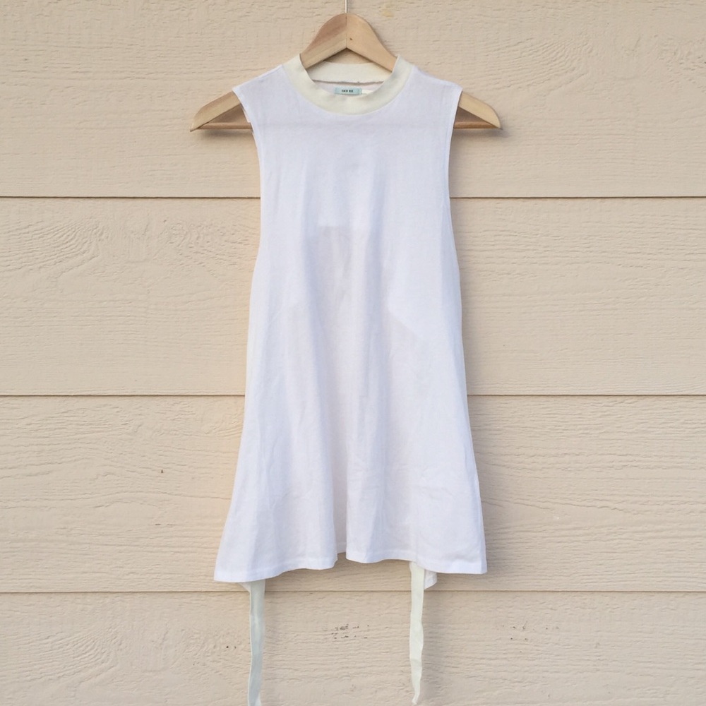 Kimchi Blue White Tank Top - Picture 2 of 6