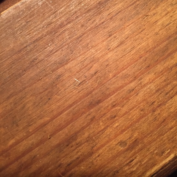 Meet your Posher, Jennifer - Picture 1 of 1