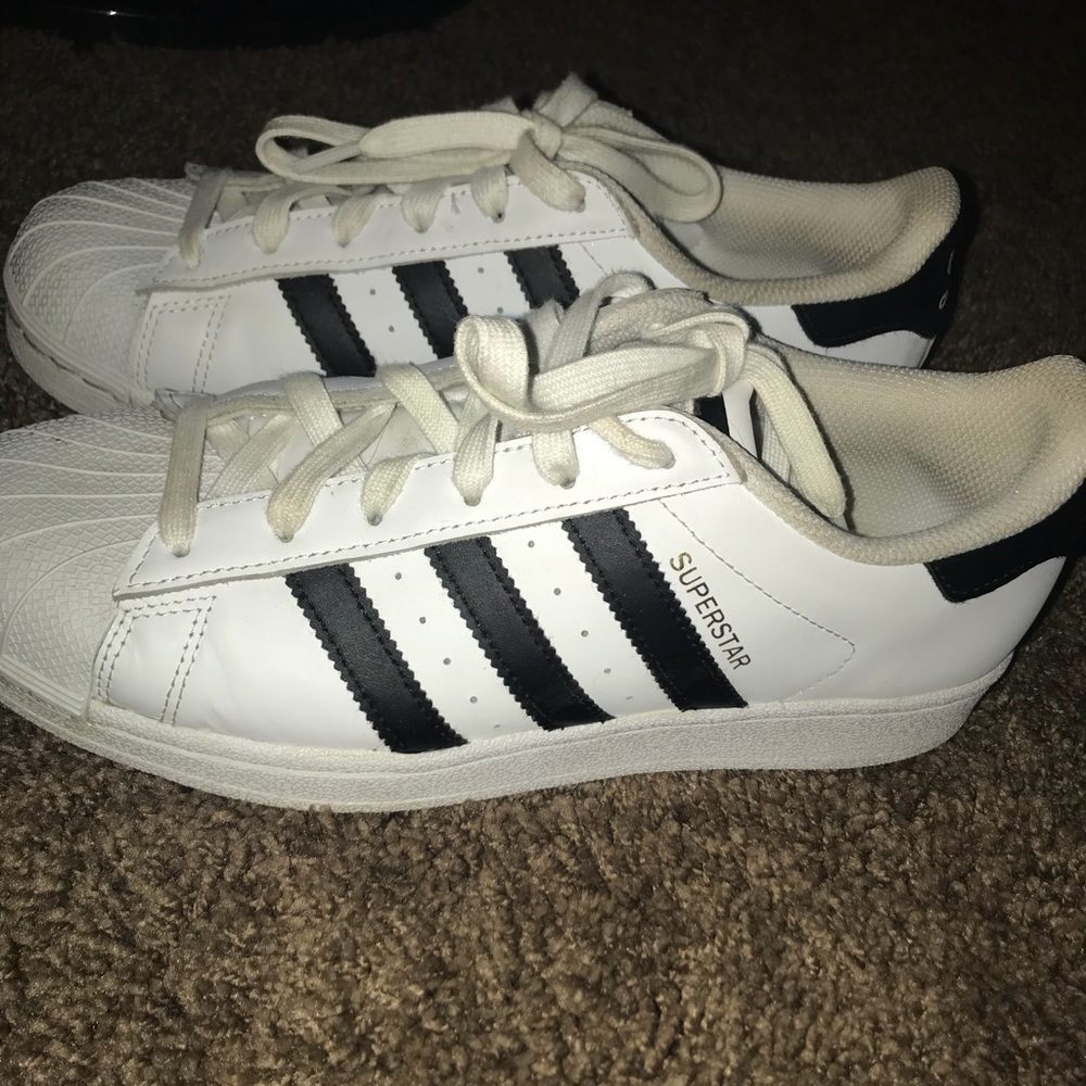 White adidas superstar shoes
